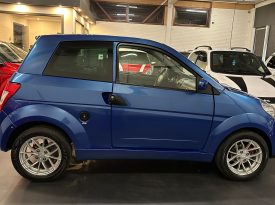 Ligier Ixo Brommobiel Marine Blue